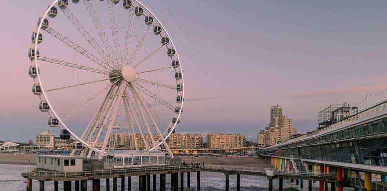 Wateroverlast in Den Haag en Rotterdam
